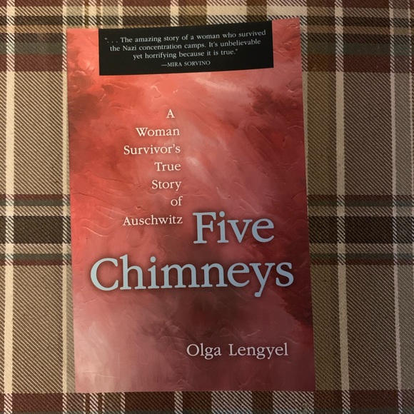 Bundle of 2 books: The Hiding Place and Five Chimneys - Picture 8 of 9